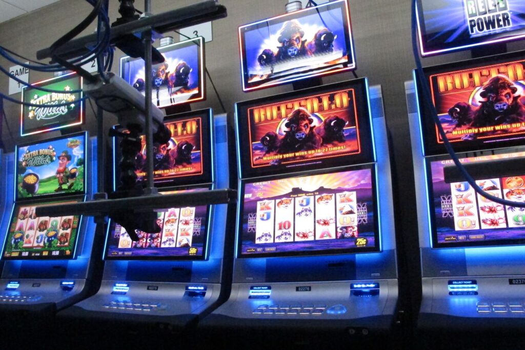 5 Mistakes You Should Completely Avoid While Playing Slot Machines